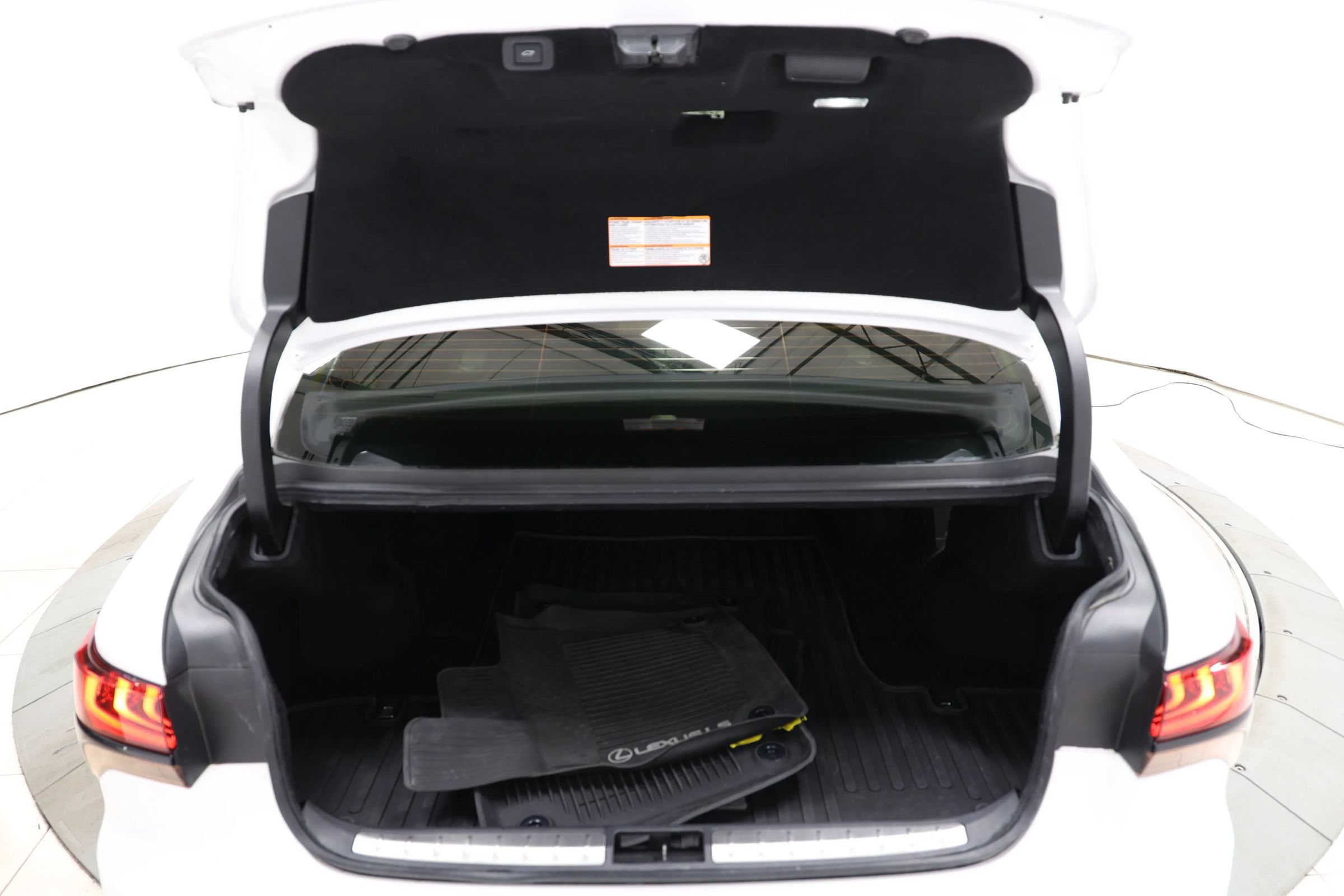 Used 2024 Lexus LS 500 w/ Interior Upgrade Package RWD image 69