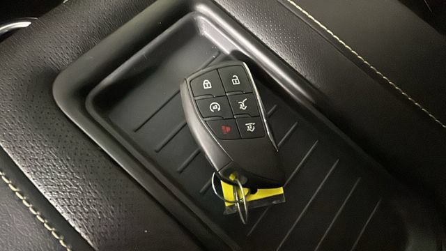 Used 2023 GMC Yukon SLT w/ SLT Luxury Package AWD/4WD image 20