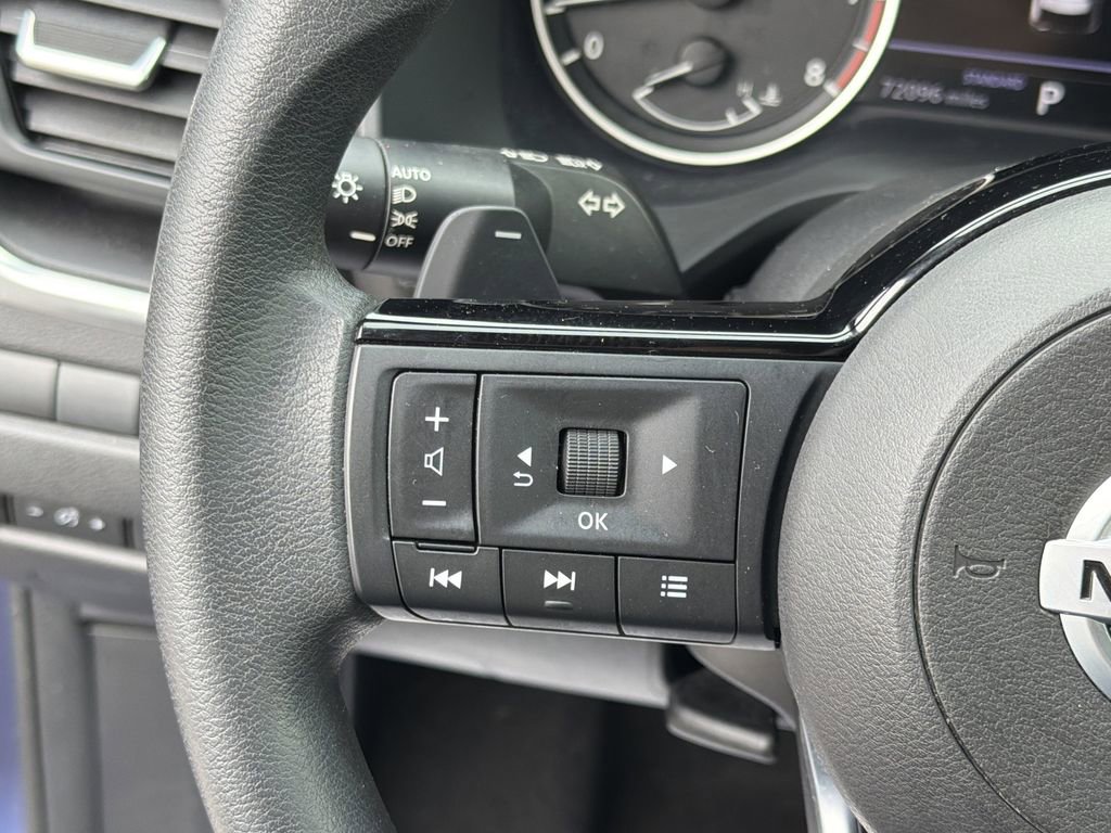 Used 2021 Nissan Rogue S image 24