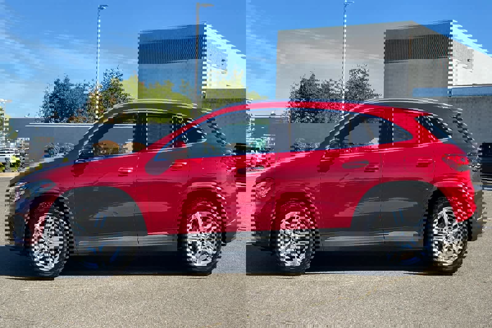 Used 2021 Mercedes-Benz GLA 250 4MATIC image 9