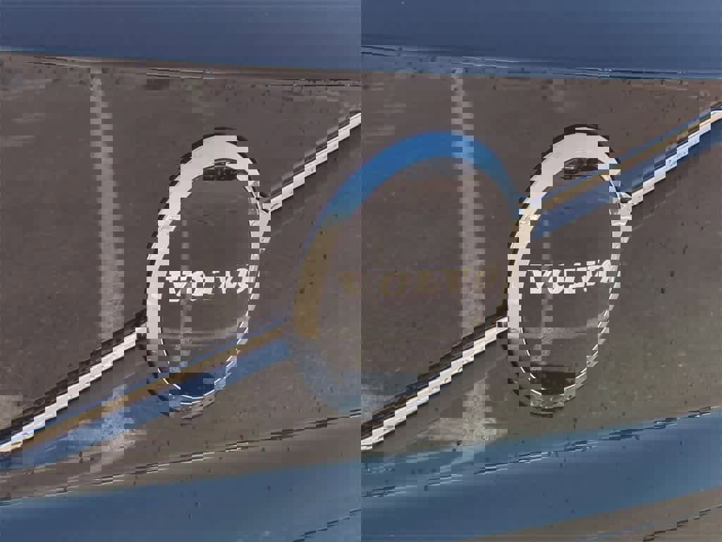 New 2025 Volvo EX30 Plus w/ Protection Package Premier image 10