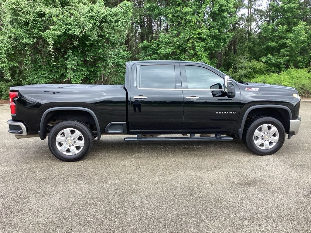 Used 2022 Chevrolet Silverado 2500 LTZ AWD/4WD image 5