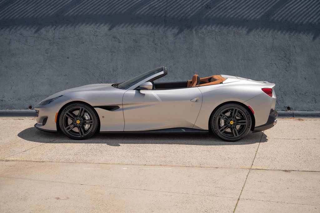 Certified 2019 Ferrari Portofino image 4