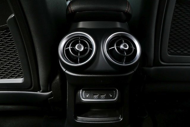 New 2025 Alfa Romeo Stelvio Sprint image 20