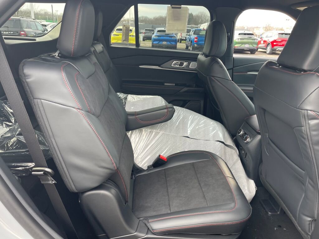 New 2026 Ford Explorer ST w/ Sun And Sound Package image 15