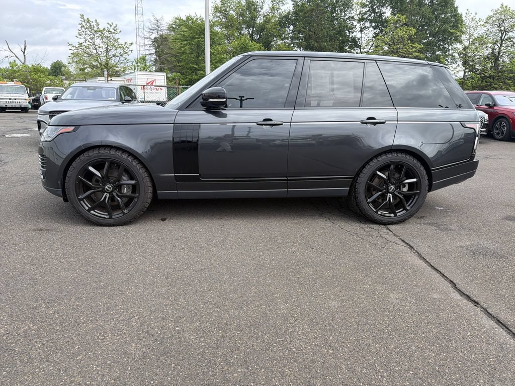 Used 2019 Land Rover Range Rover Supercharged AWD/4WD image 3