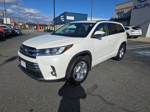 Used 2019 Toyota Highlander Limited image 3