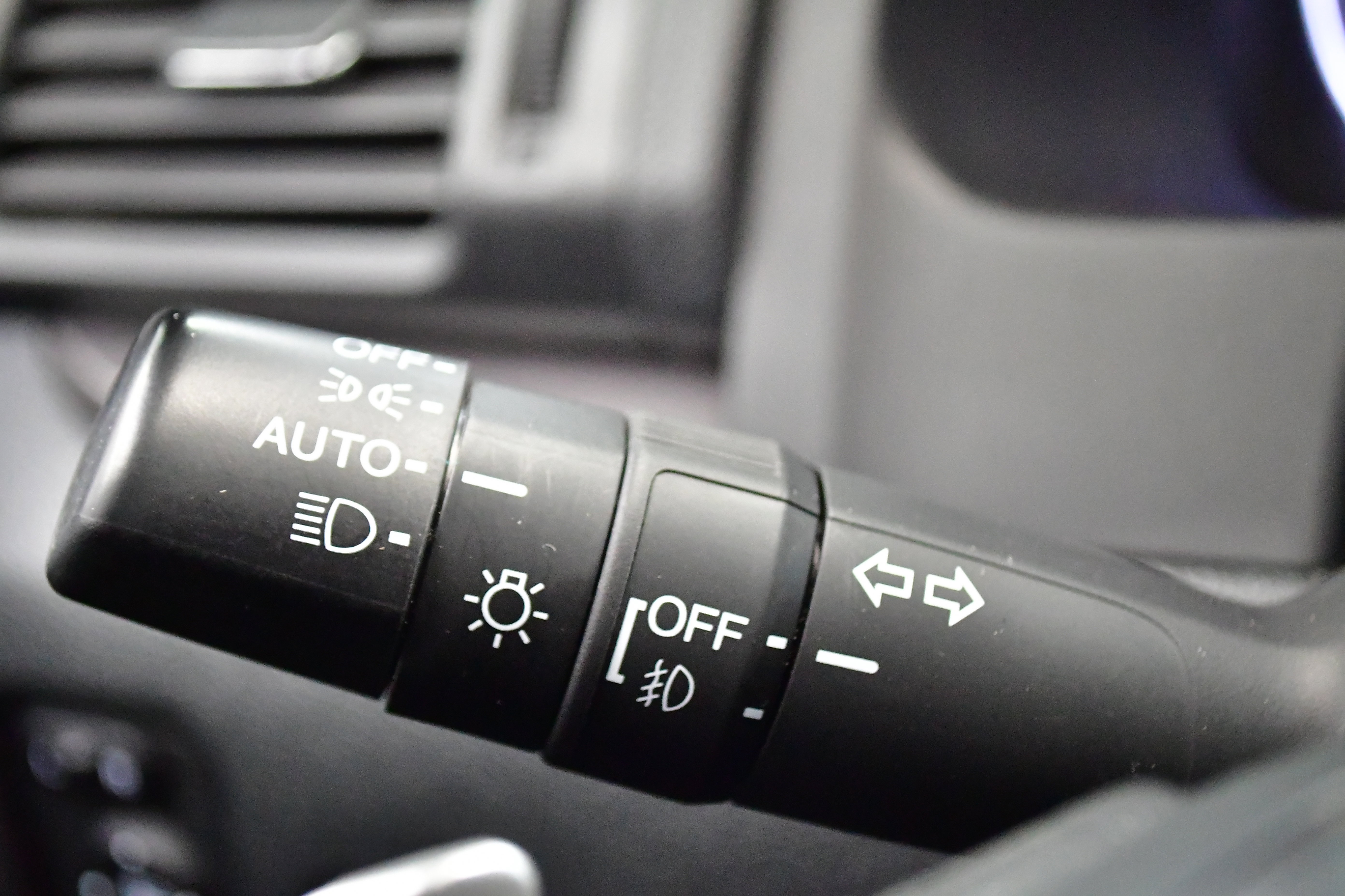Used 2023 Honda Ridgeline Sport image 18
