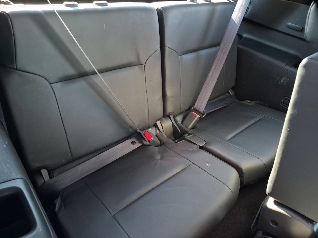 Used 2025 Mitsubishi Outlander SE AWD/4WD image 30