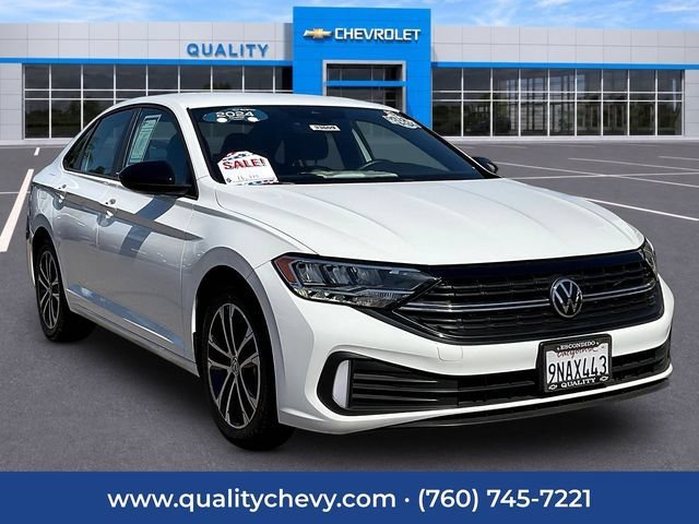 Used 2024 Volkswagen Jetta Sport FWD image 1
