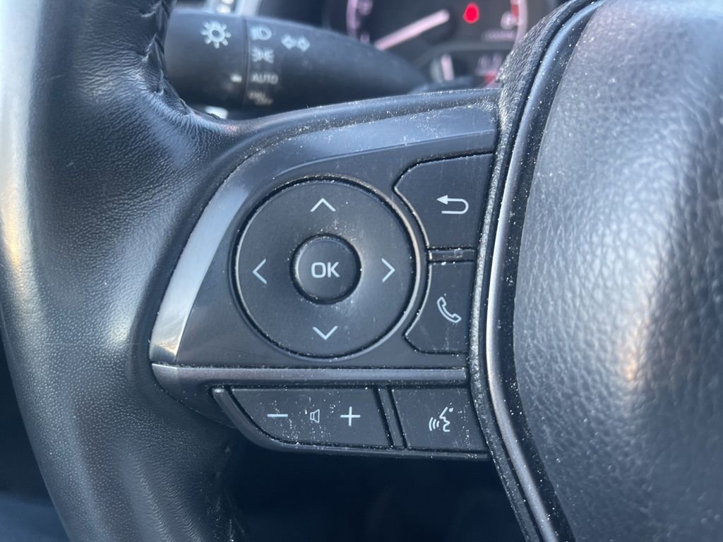 Used 2024 Toyota Camry SE image 18