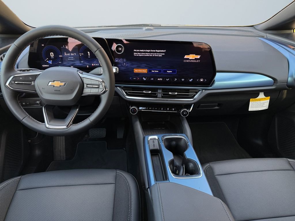 New 2026 Chevrolet Equinox EV LT image 10