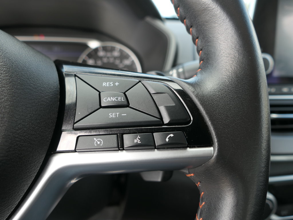 Used 2024 Nissan Altima 2.5 SR FWD image 14