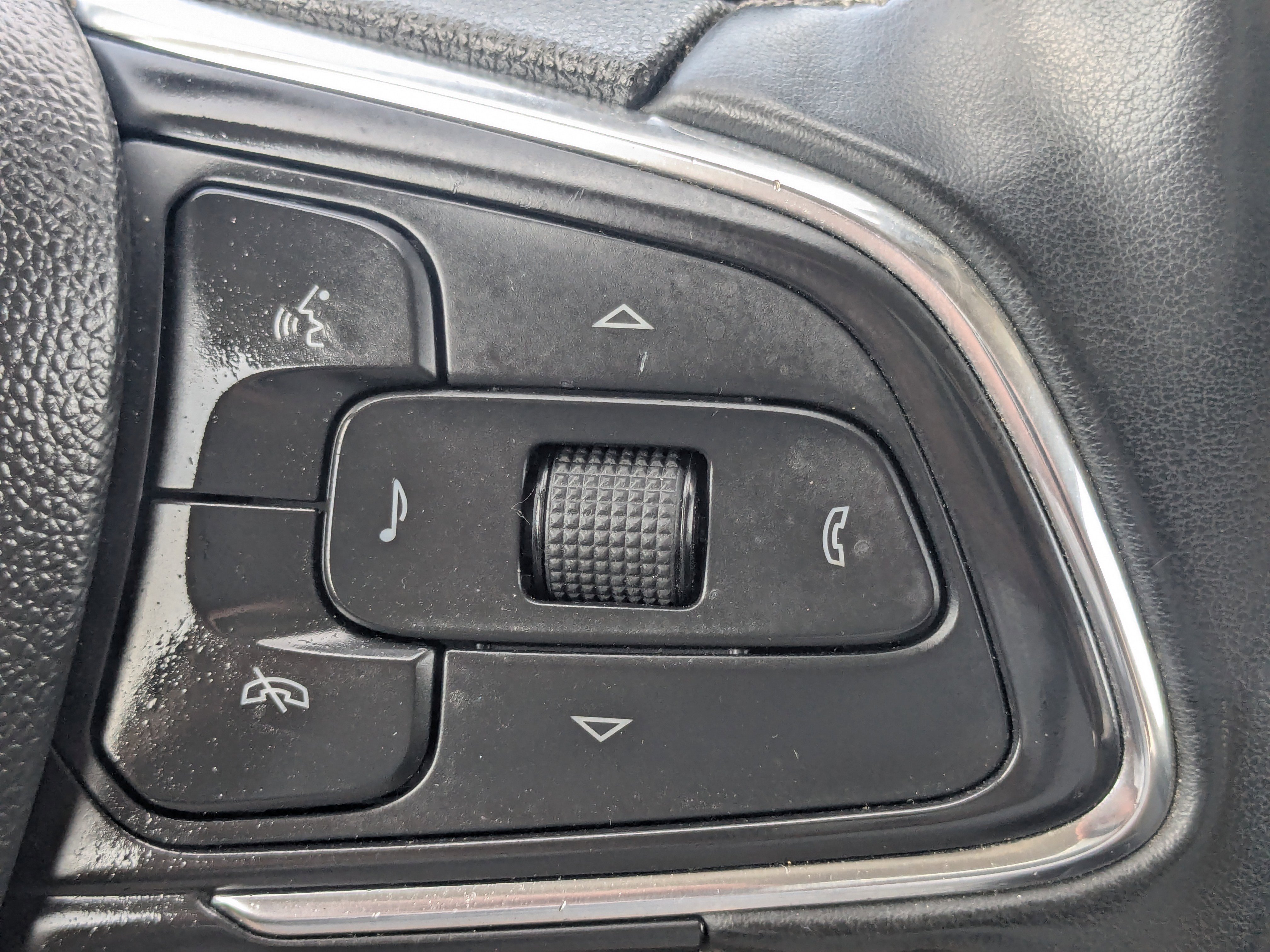 Used 2024 Buick Encore GX Preferred FWD image 30