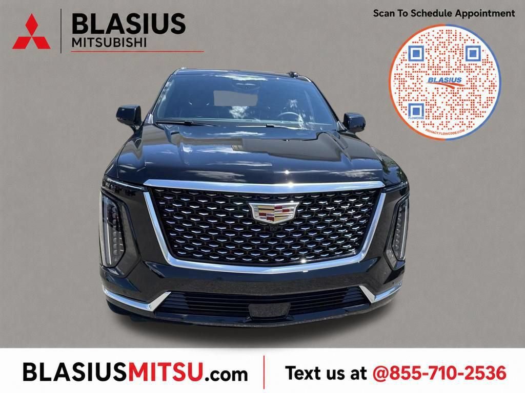 Used 2026 Cadillac Escalade Luxury AWD/4WD image 7