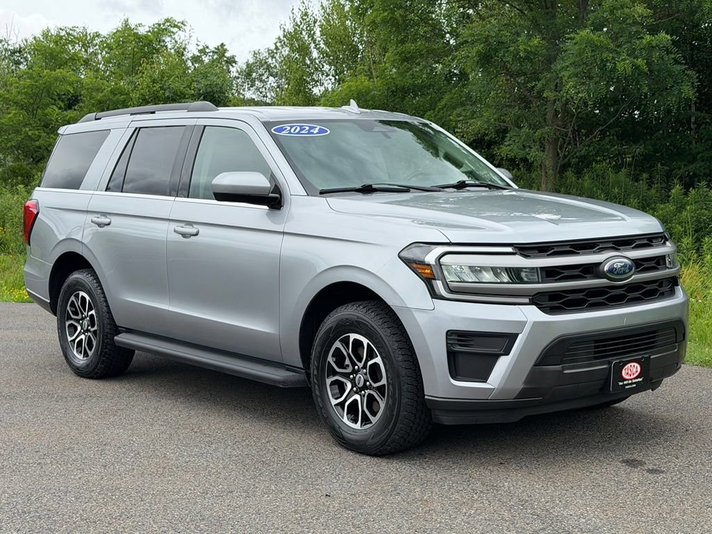 Certified 2024 Ford Expedition XLT AWD/4WD image 1