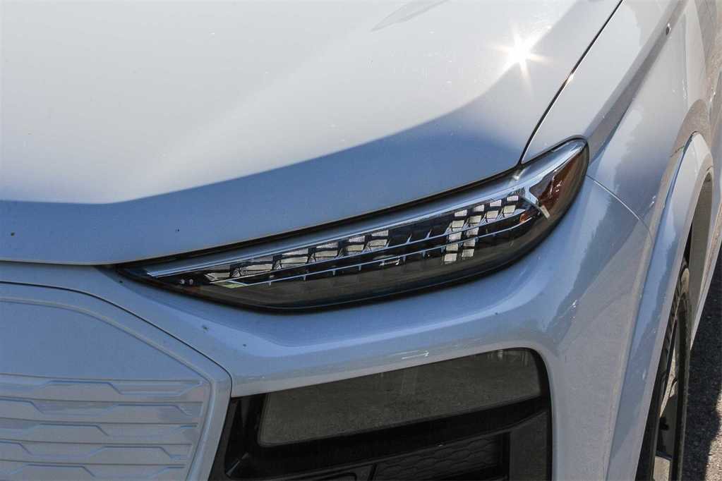 Used 2025 Audi Q6 e-tron Premium Plus w/ Premium Plus image 7