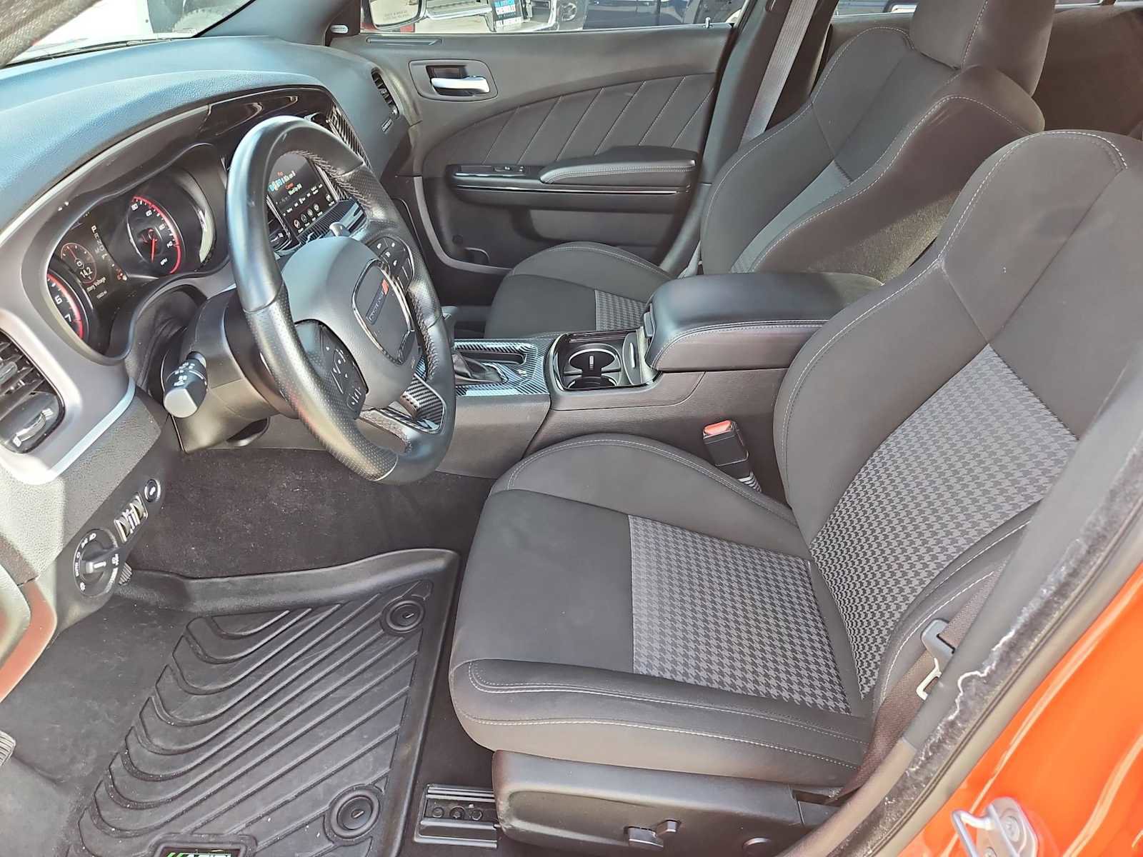 Used 2022 Dodge Charger GT w/ Blacktop Package image 18