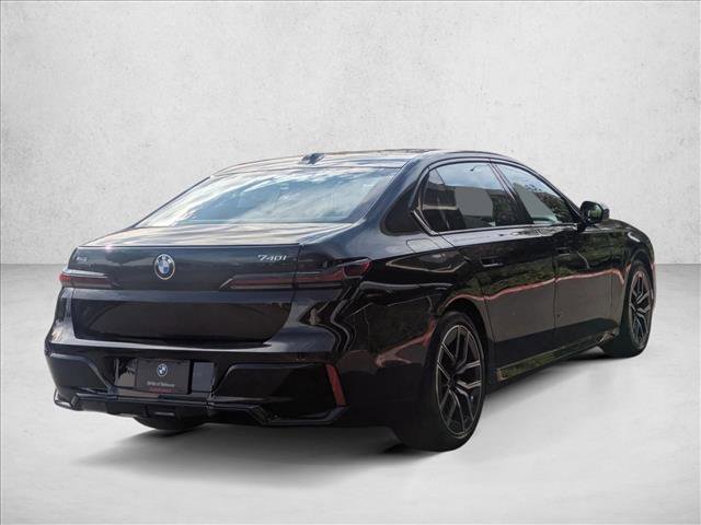 New 2026 BMW 740i xDrive w/ Executive Package image 2