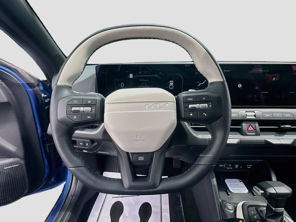 New 2026 Kia K4 GT-Line w/ GT-Line Premium Package FWD image 11
