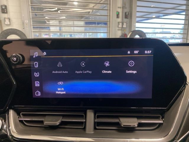 New 2026 Chevrolet Trax RS w/ Driver Confidence Package FWD image 20