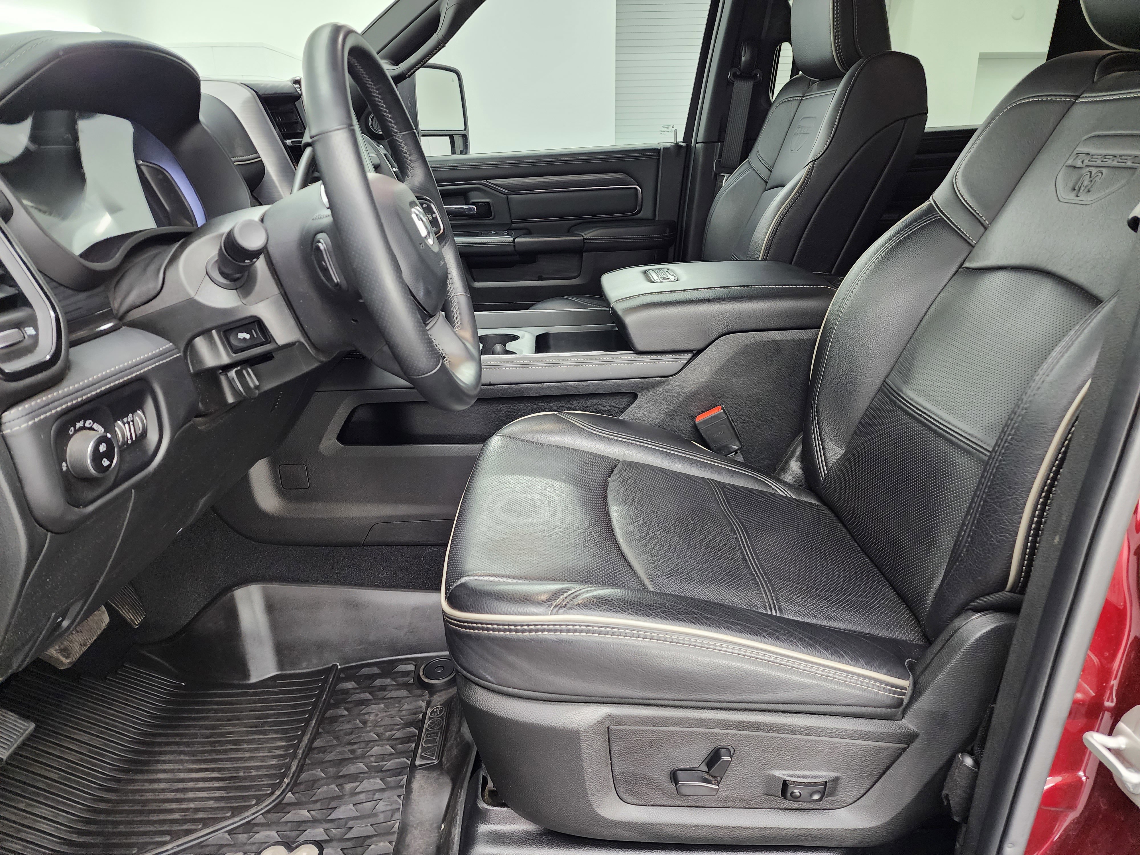 Used 2024 RAM 2500 Rebel w/ Towing Technology Group image 8