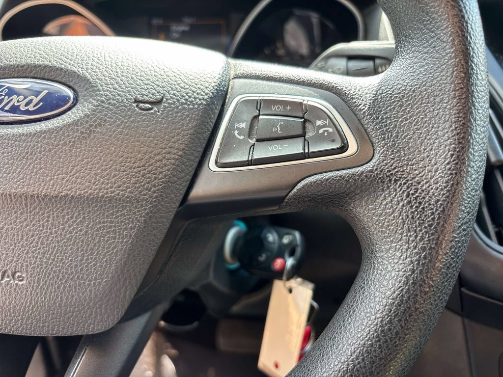 Used 2017 Ford Focus SE FWD image 20