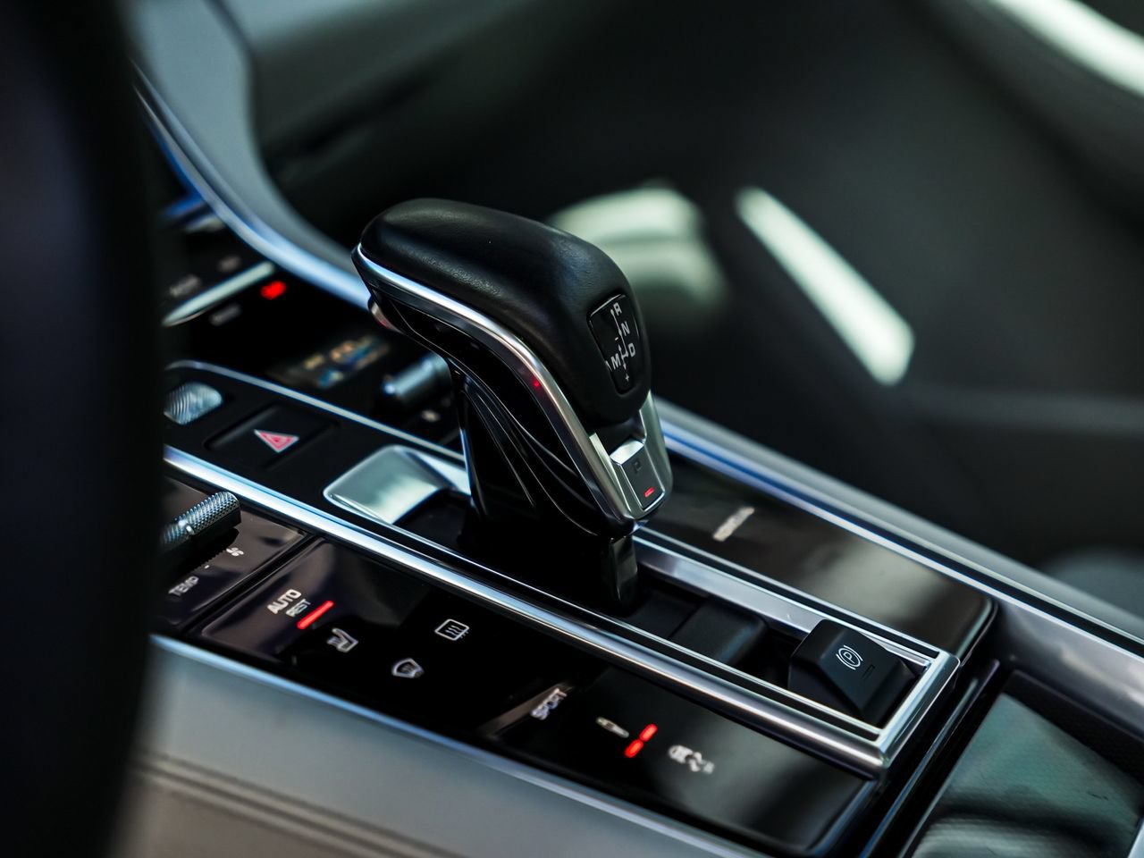 Used 2017 Porsche Panamera Turbo AWD/4WD image 18