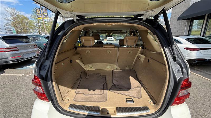 Used 2011 Mercedes-Benz ML 350 4MATIC image 31