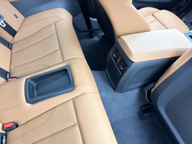 Used 2026 BMW 230i Coupe w/ M Sport Package RWD image 14