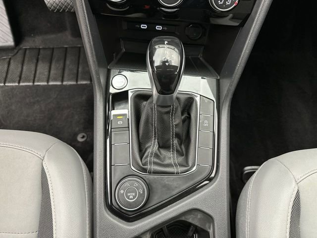 Certified 2023 Volkswagen Taos SE image 20