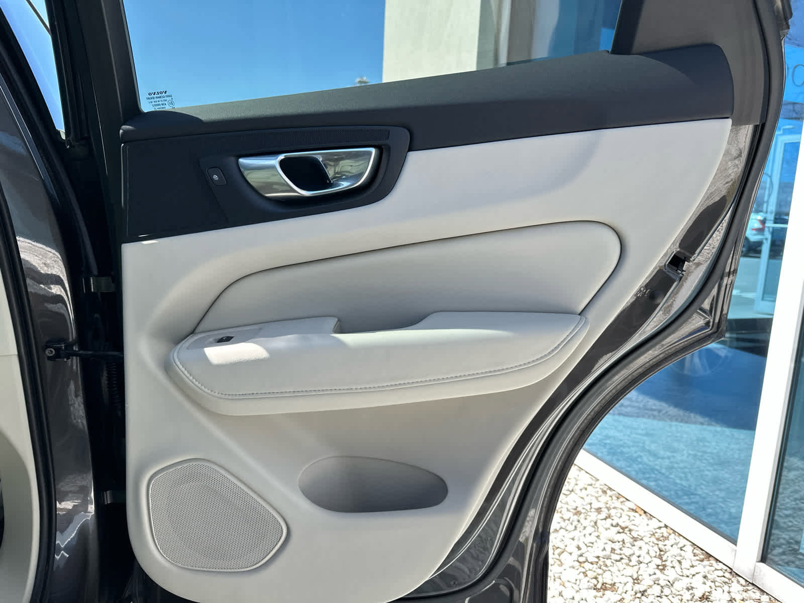 Used 2023 Volvo XC60 B5 Plus w/ Climate Package image 30