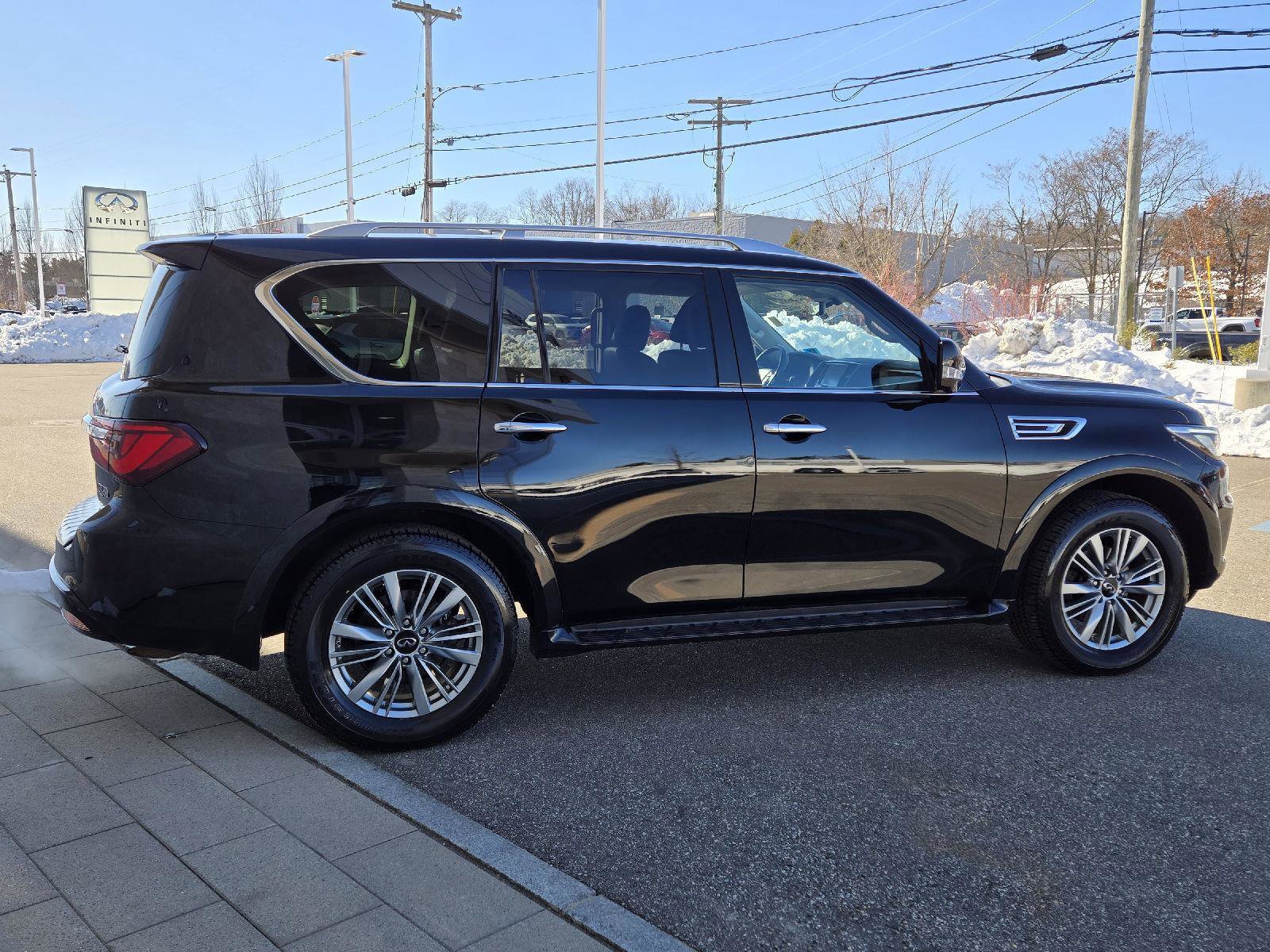 Certified 2021 INFINITI QX80 Luxe w/ All-Season Package image 14