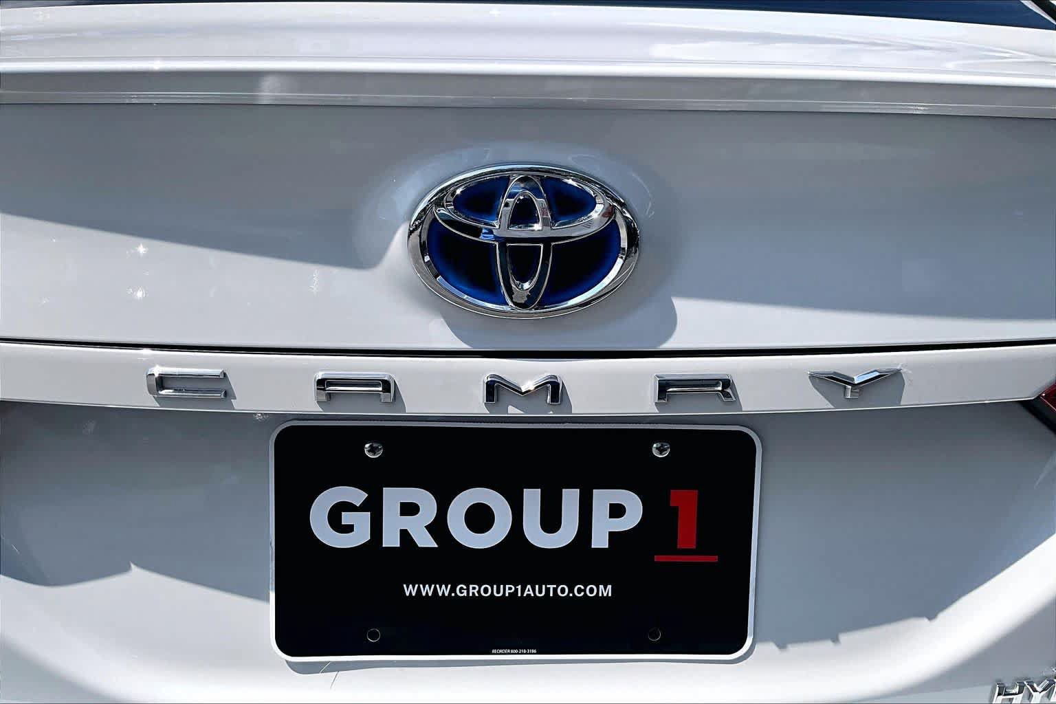 Used 2024 Toyota Camry XSE w/ Cold Weather Package FWD image 33