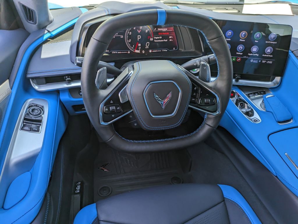 Used 2022 Chevrolet Corvette Stingray Premium Cpe w/ Z51 Performance Package image 15