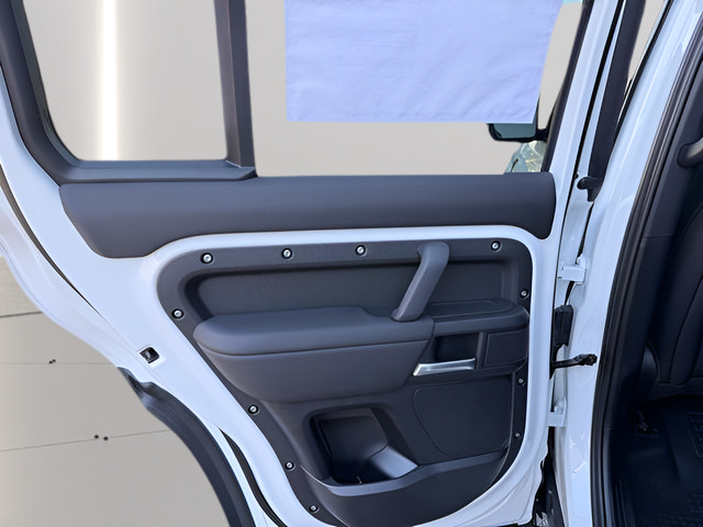 Certified 2026 Land Rover Defender 110 S AWD/4WD image 30