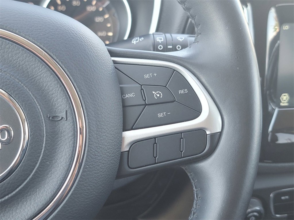 Used 2019 Jeep Compass Altitude image 32