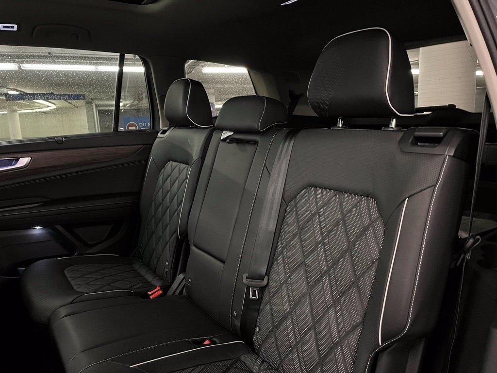 New 2026 Volkswagen Atlas SEL Premium R-Line AWD/4WD image 22