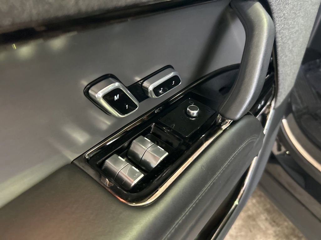 Used 2024 Land Rover Range Rover Sport Dynamic SE image 48