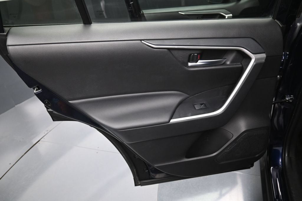 Certified 2025 Toyota RAV4 XLE AWD/4WD image 28