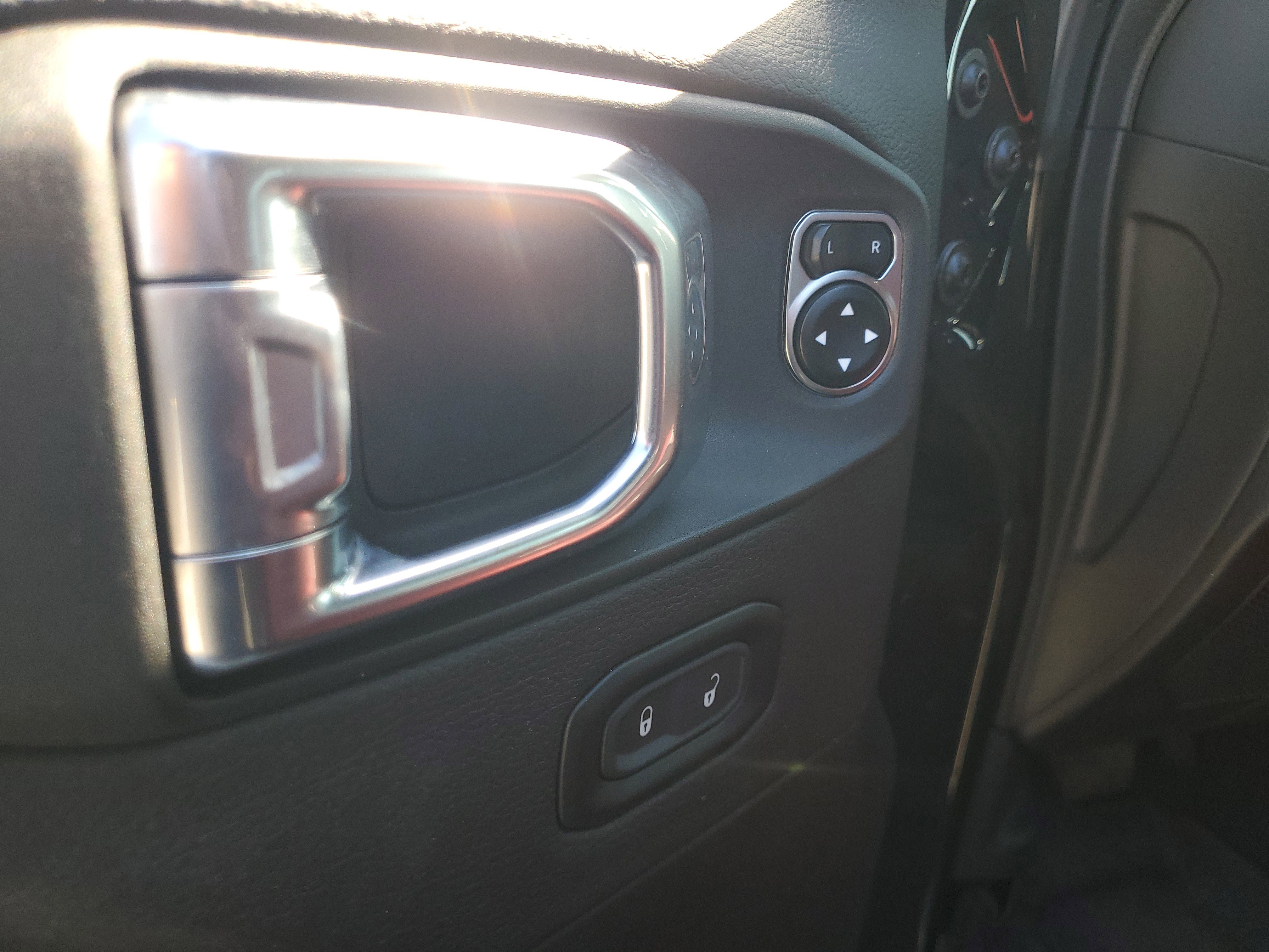 Used 2024 Jeep Wrangler Unlimited Rubicon 392 image 11