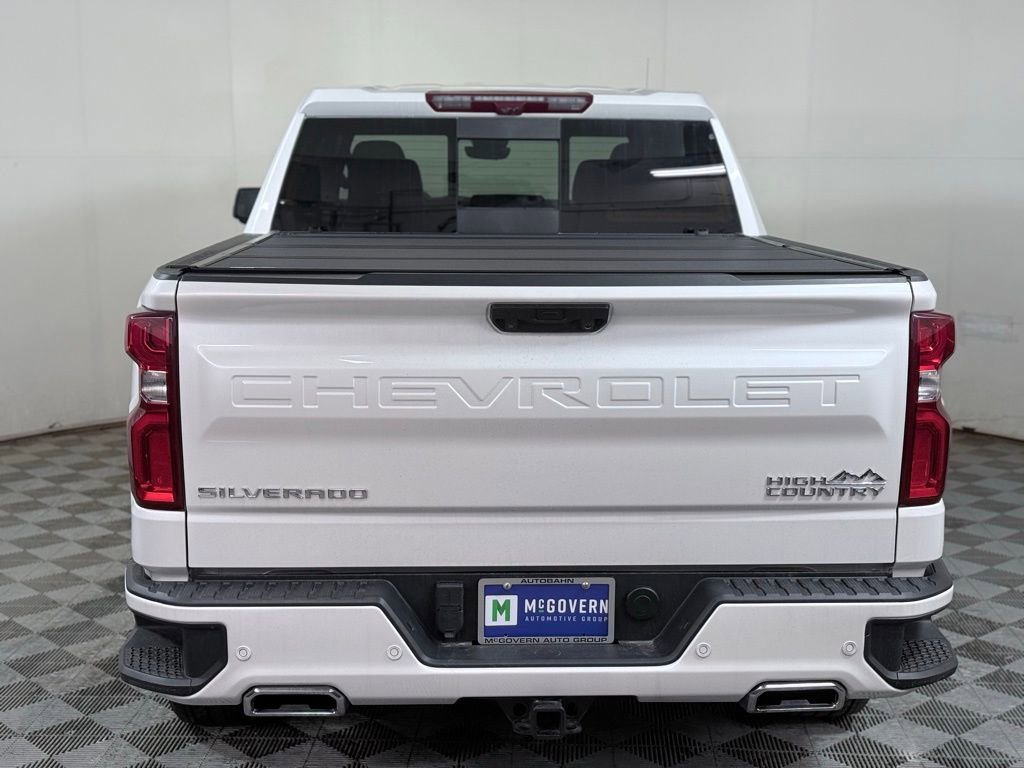 Used 2024 Chevrolet Silverado 1500 High Country w/ High Country Premium Package AWD/4WD image 6
