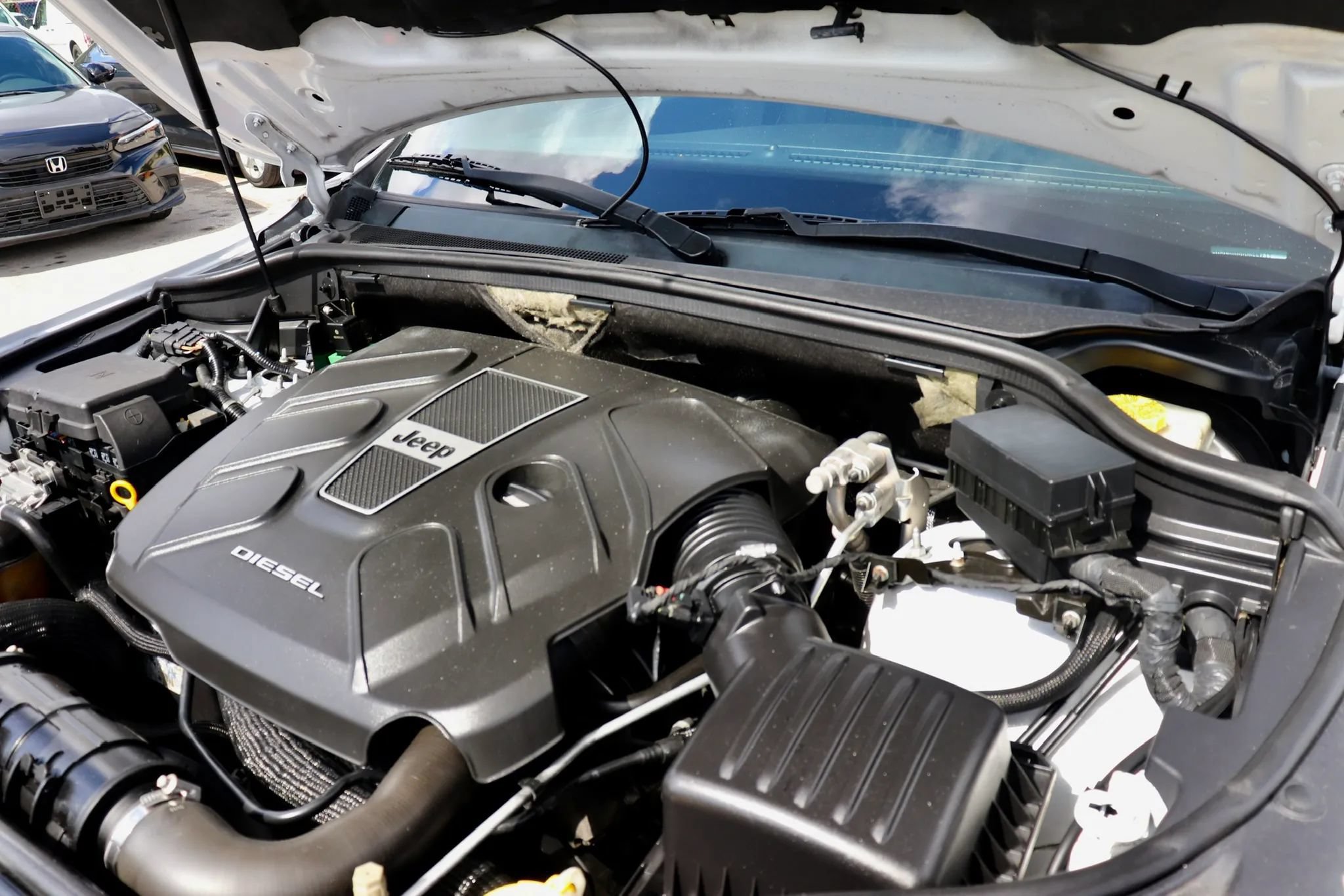 Used 2019 Jeep Grand Cherokee Summit AWD/4WD image 44