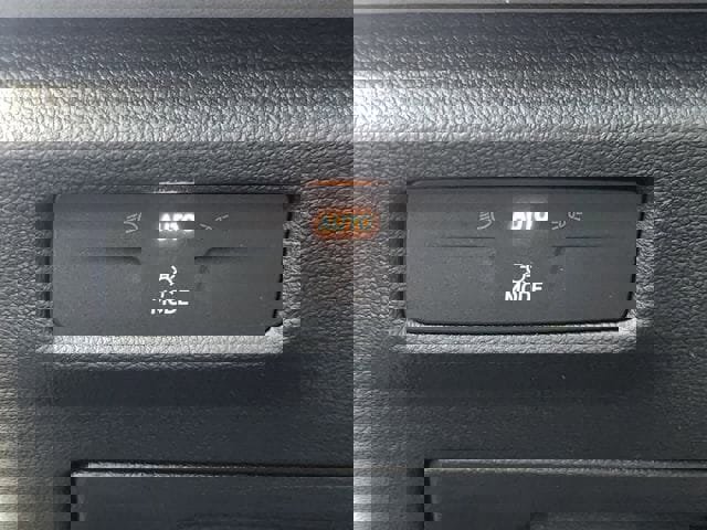 New 2026 Volkswagen Tiguan SE R-Line image 3