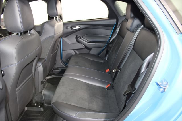 Used 2017 Ford Focus RS AWD/4WD image 24