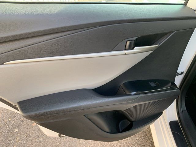 Used 2025 Toyota Camry LE image 17