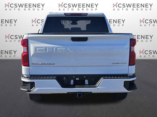 Used 2022 Chevrolet Silverado 1500 Custom image 4