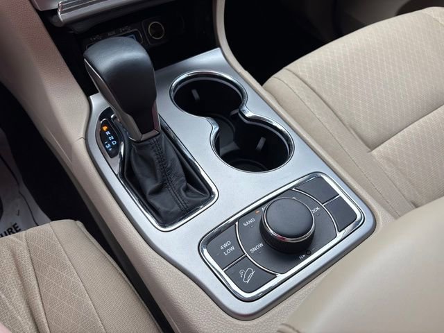 Used 2018 Jeep Grand Cherokee Laredo image 19