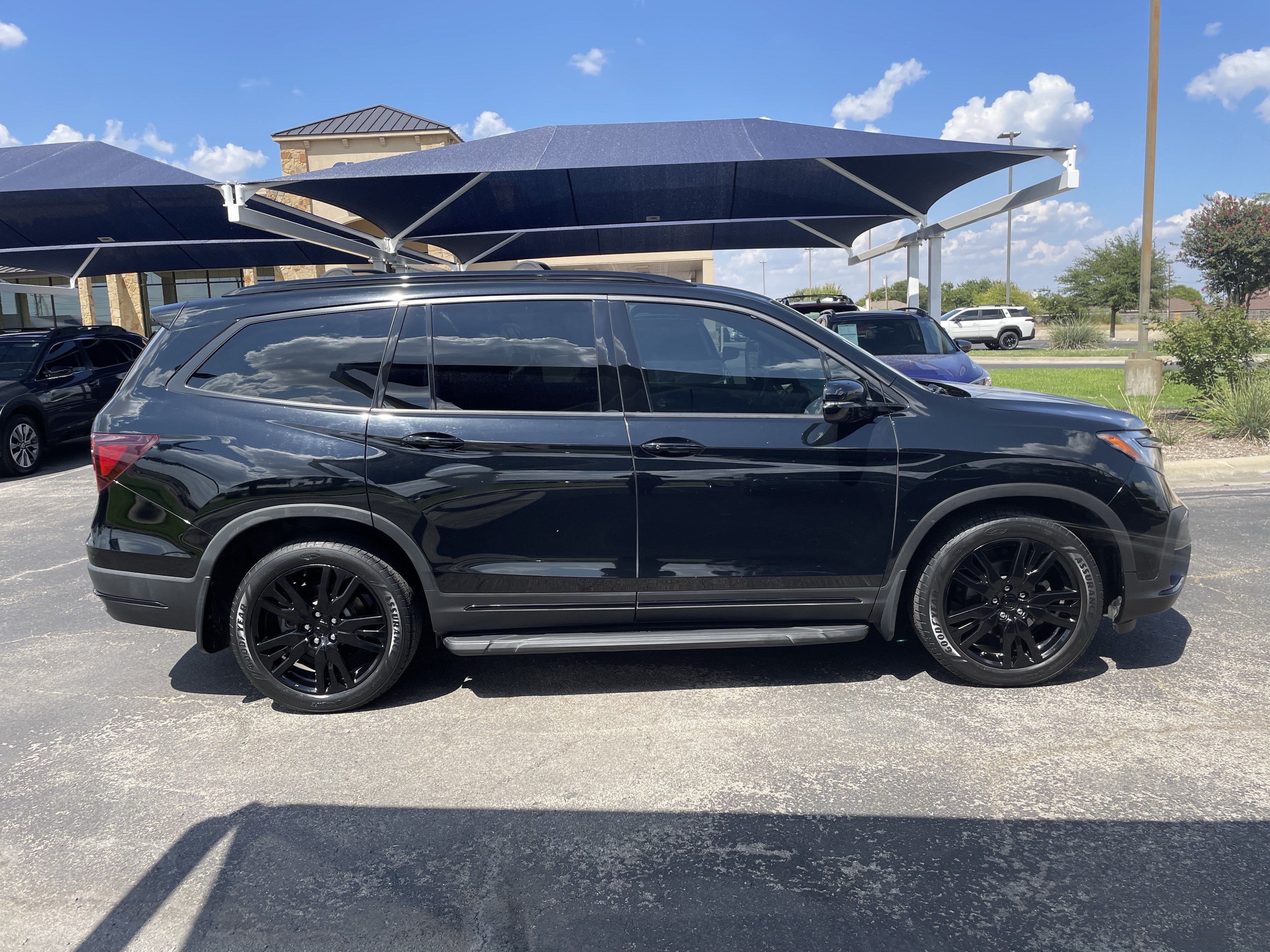 Used 2020 Honda Pilot Black Edition image 8
