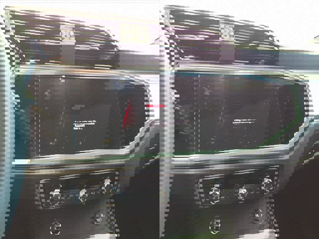 Used 2025 Audi Q3 2.0T Premium Plus w/ Premium Plus Package image 13